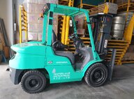 Used Mitsubishi FD35NT Forklift For Sale in Singapore