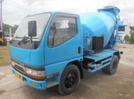Used Mitsubishi FE517BN Concrete Truck Mixer For Sale in Singapore