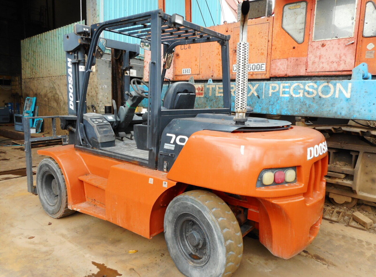 Used Doosan D70S5 Forklift For Sale in Singapore