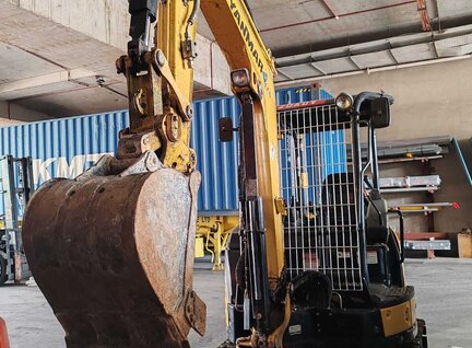 Used Yanmar VIO30-6B Excavator For Sale in Singapore