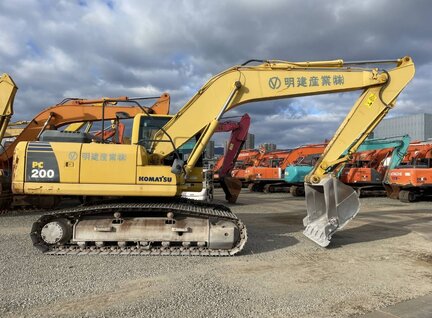 Refurbished Komatsu PC200-8N Excavator For Sale in Singapore