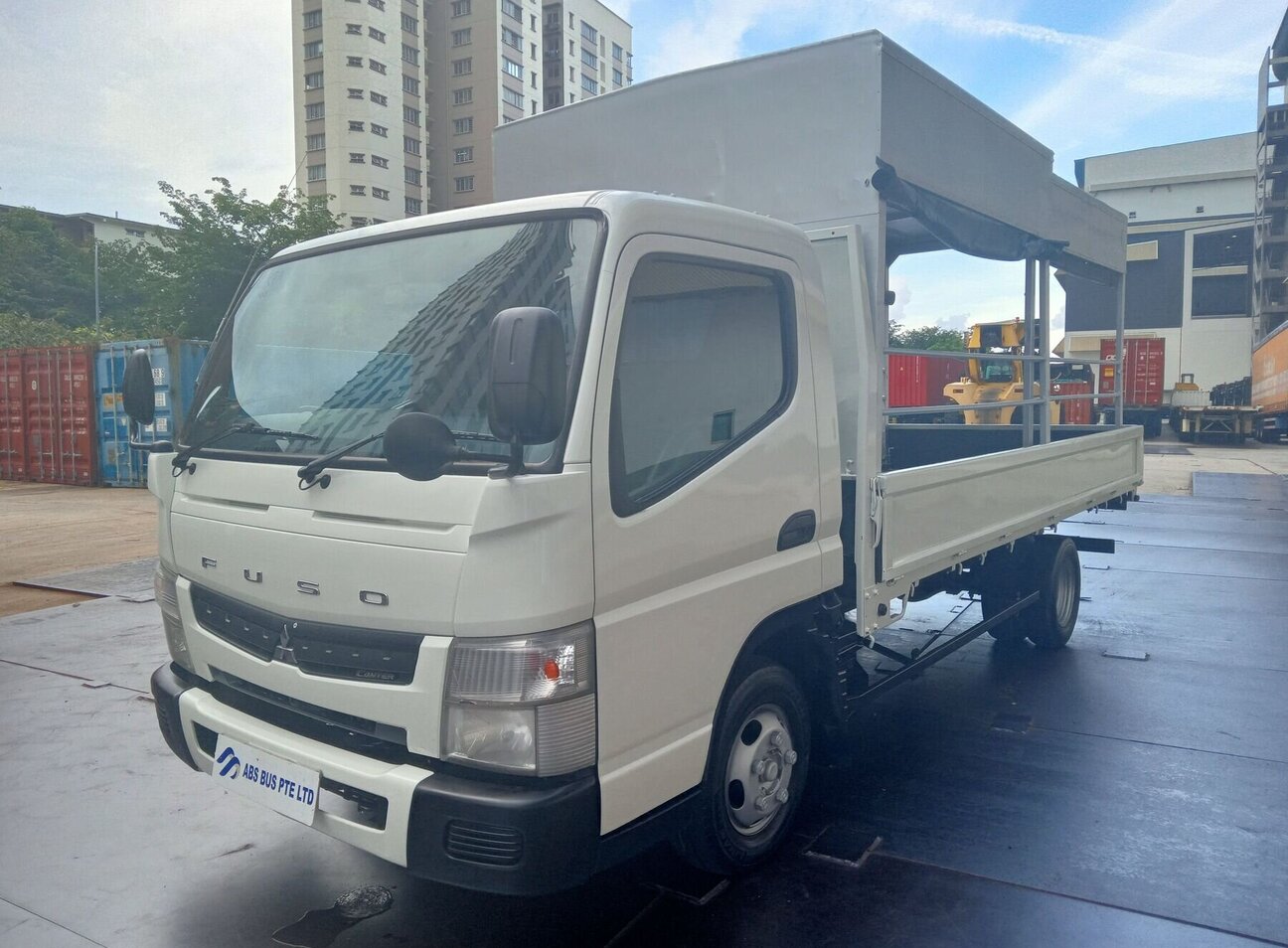 Фото mitsubishi fuso canter