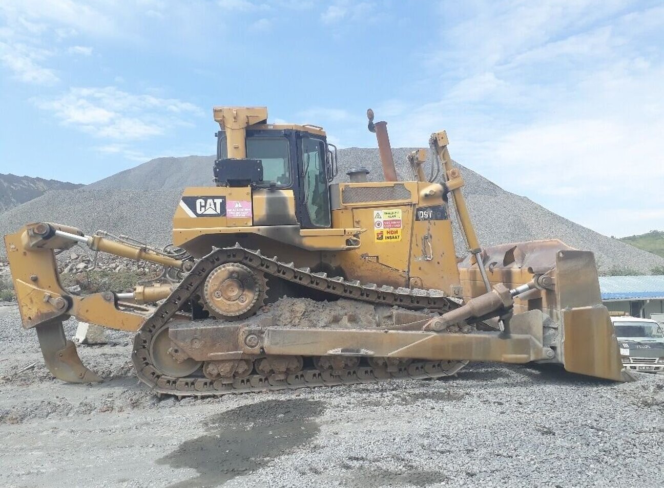 Used Caterpillar (CAT) D9T Bulldozer For Sale in Turkey - HeavyMart.com